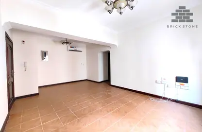 Apartment - 2 Bedrooms - 2 Bathrooms for rent in Anas Street - Fereej Bin Mahmoud North - Fereej Bin Mahmoud - Doha