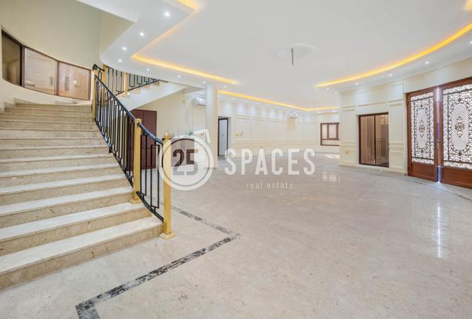 892588 - Property Image 3