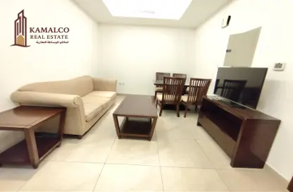 Apartment - 2 Bedrooms - 2 Bathrooms for rent in Umm Ghwailina Comm - Umm Ghuwalina - Umm Ghuwailina - Doha