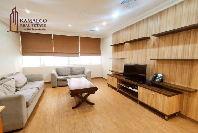 954608 - Property Image 3