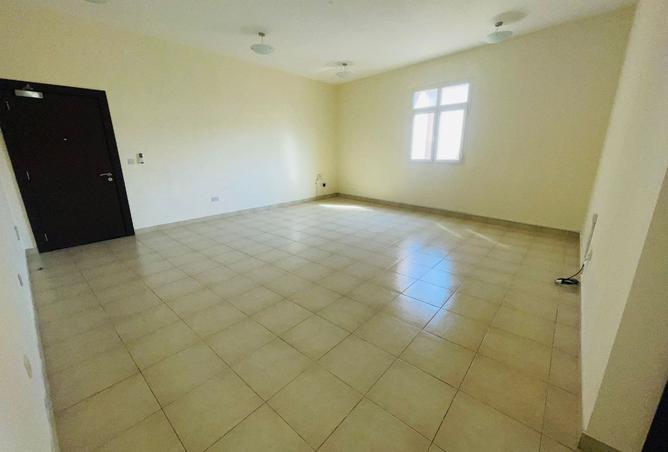 964840 - Property Image 2