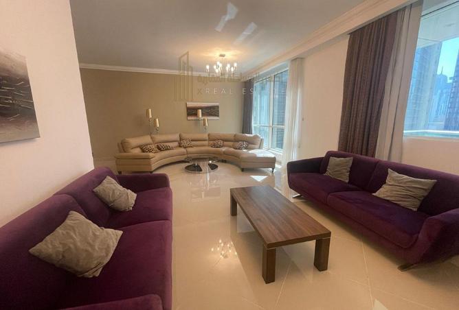 982443 - Property Image 3