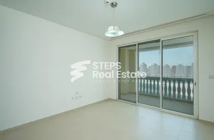 Apartment - 2 Bedrooms - 4 Bathrooms for sale in Viva East - Viva Bahriyah - The Pearl Island - Doha
