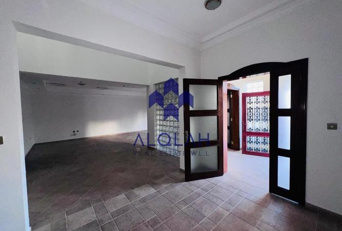 940091 - Property Image 3