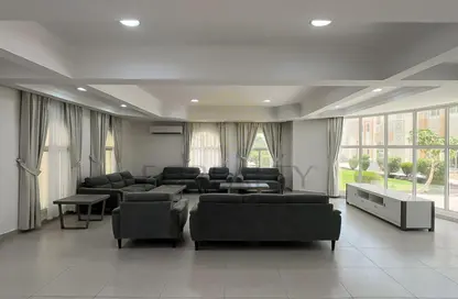 Compound - 4 Bedrooms - 5 Bathrooms for rent in West Bay Lagoon - West Bay Lagoon - Doha