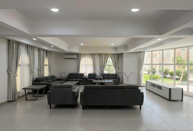 978676 - Property Main Image