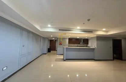 Apartment - 2 Bedrooms - 2 Bathrooms for rent in East Porto Drive - Porto Arabia - The Pearl Island - Doha