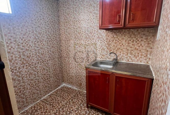 957449 - Property Image 3