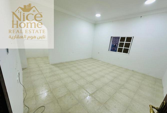 907622 - Property Image 3