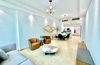 Apartment - 2 Bedrooms - 2 Bathrooms for sale in Marina Residences 195 - Marina District - Lusail