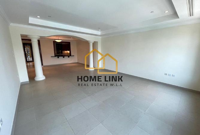 976295 - Property Image 3