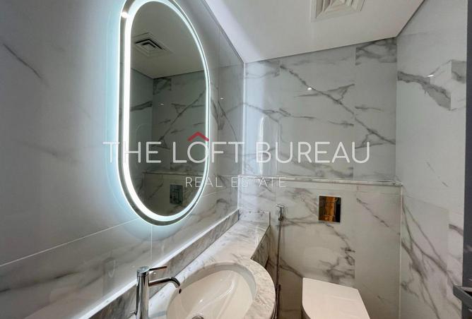 978719 - Property Image 2