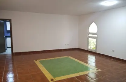 Apartment - 2 Bedrooms - 1 Bathroom for rent in Old Airport Road - Old Airport Road - Doha