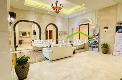 Apartment - 2 Bedrooms - 3 Bathrooms for sale in Tower 9 - Porto Arabia - The Pearl Island - Doha Apartment - 2 Bedrooms - 3 Bathrooms for sale in Tower 9 - Porto Arabia - The Pearl Island - Doha