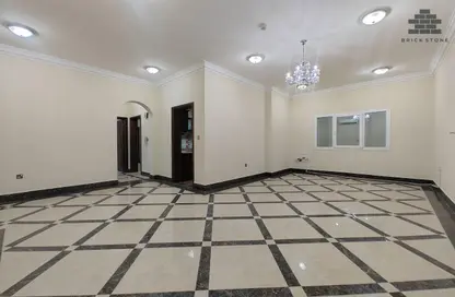 Apartment - 2 Bedrooms - 2 Bathrooms for rent in Al Muntazah Street - Al Muntazah - Doha
