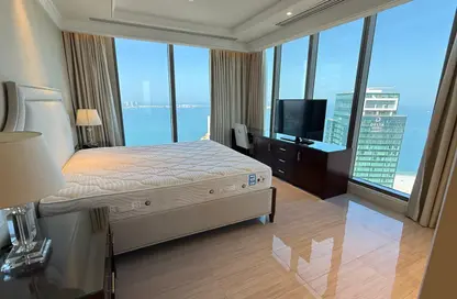 Apartment - 3 Bedrooms - 3 Bathrooms for rent in West Bay Tower - West Bay - West Bay - Doha