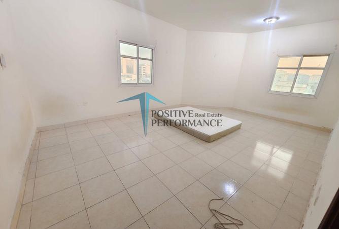 958024 - صورة العقار 2