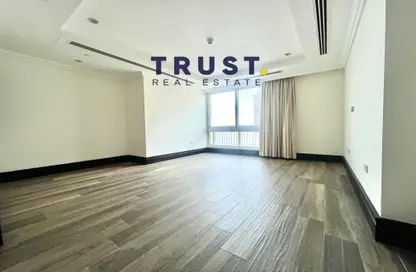 Apartment - 1 Bedroom - 2 Bathrooms for rent in Viva West - Viva Bahriyah - The Pearl Island - Doha