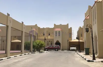 مجمع سكني - 4 غرف نوم - 5 حمامات للايجار في شارع الوعب - الوعب - الدوحة