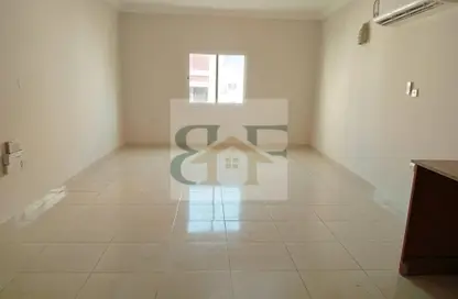 شقة - غرفة نوم - 1 حمام للايجار في ام غويلينا - أم غويلينا - الدوحة