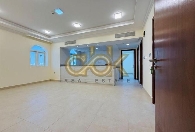 929827 - Property Image 3