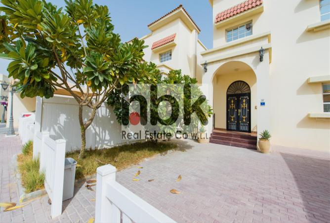 940385 - Property Image 3