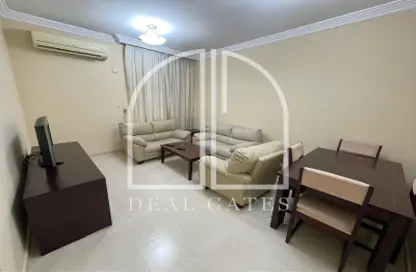 صورة لـ غرفة المعيشة / غرفة الطعام شقة - 2 غرف نوم - 2 حمامات للايجار في السد - السد - الدوحة ، صورة رقم 1