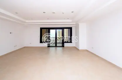Empty Room image for: Apartment - 4 Bedrooms - 5 Bathrooms for rent in West Porto Drive - Porto Arabia - The Pearl Island - Doha, Image 1