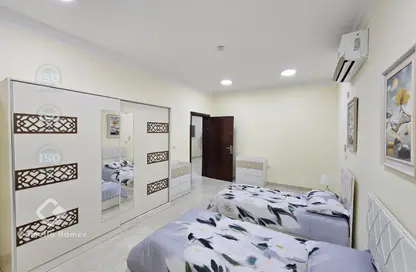 فيلا - 6 غرف نوم - 6 حمامات للبيع في Al Sakhama - الدوحة