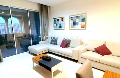 Apartment - 1 Bedroom - 2 Bathrooms for rent in Viva West - Viva Bahriyah - The Pearl Island - Doha