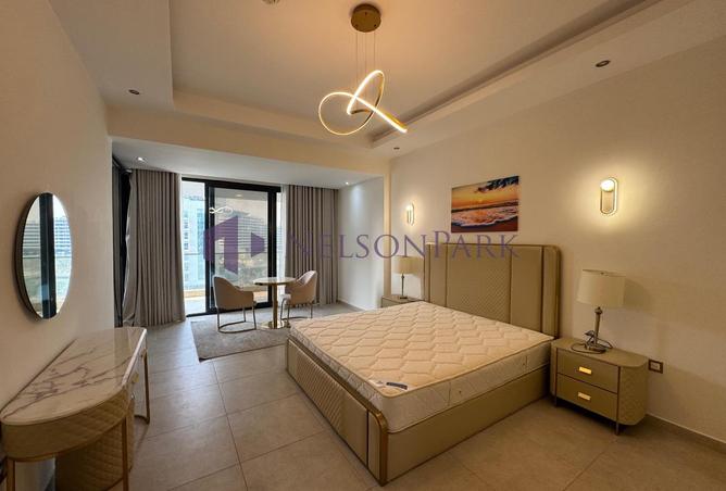 983244 - Property Image 3