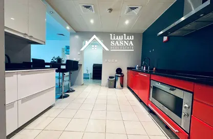 شقة - 2 غرف نوم - 4 حمامات للايجار في أبراج زجزاج - الخليج الغربي - الدوحة