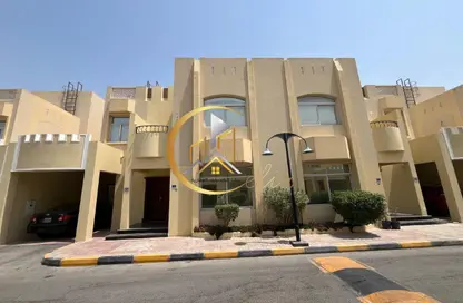 Compound - 3 Bedrooms - 4 Bathrooms for rent in Souk Al gharaffa - Al Gharrafa - Doha