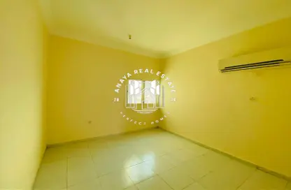 Apartment - 3 Bedrooms - 2 Bathrooms for rent in Al Sadd - Doha