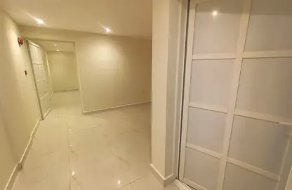 Apartment - Studio - 1 Bathroom for rent in Al Sadd - Al Sadd - Doha