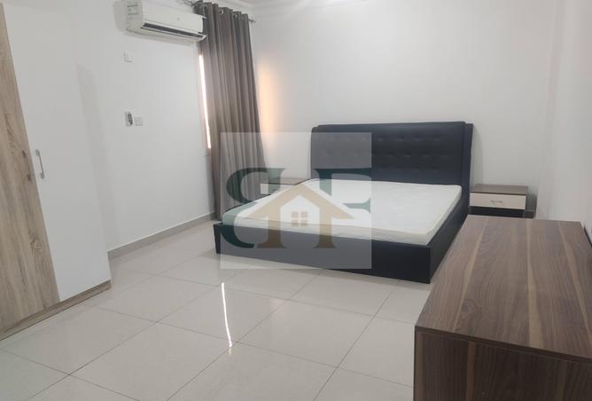 947401 - Property Image 3