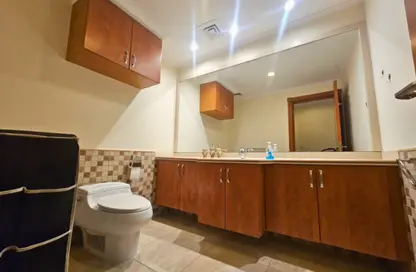 Apartment - 1 Bedroom - 1 Bathroom for rent in Porto Arabia - The Pearl Island - Doha