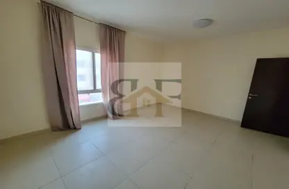 Apartment - 3 Bedrooms - 3 Bathrooms for rent in Al Mansoura - Doha