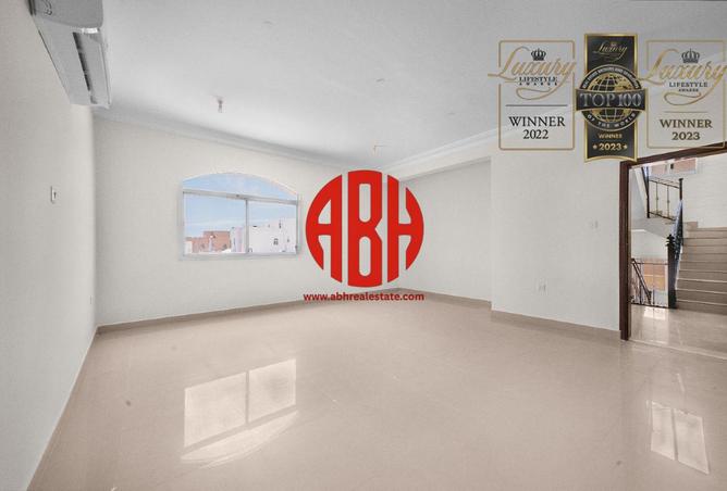 924788 - Property Image 3