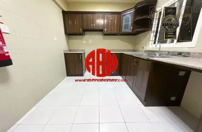 Apartment - 2 Bedrooms - 2 Bathrooms for rent in Anas Street - Fereej Bin Mahmoud North - Fereej Bin Mahmoud - Doha