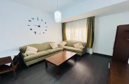 شقة - غرفة نوم - 1 حمام للايجار في سوق الغرافة - الغرافة - الدوحة