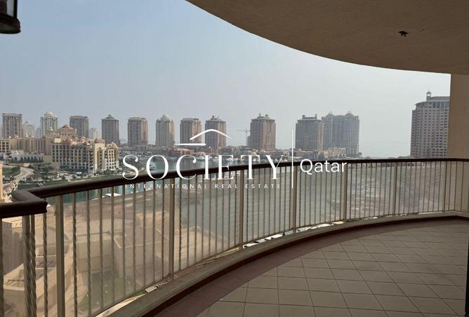 968743 - Property Image 2