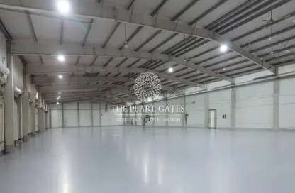 Warehouse - Studio - 2 Bathrooms for sale in Industrial Area 3 - Industrial Area - Industrial Area - Doha