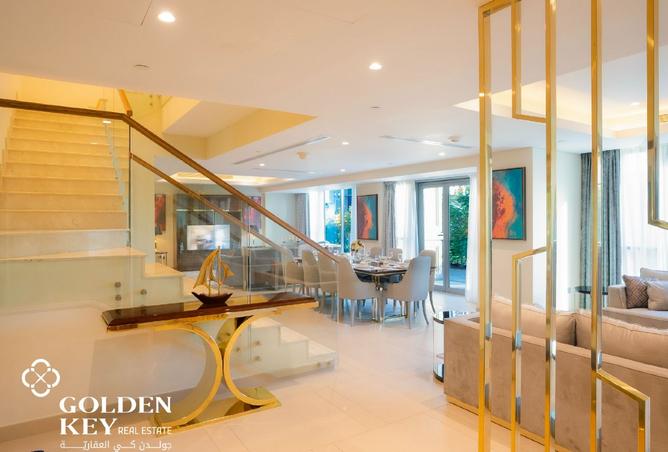 865267 - Property Image 2