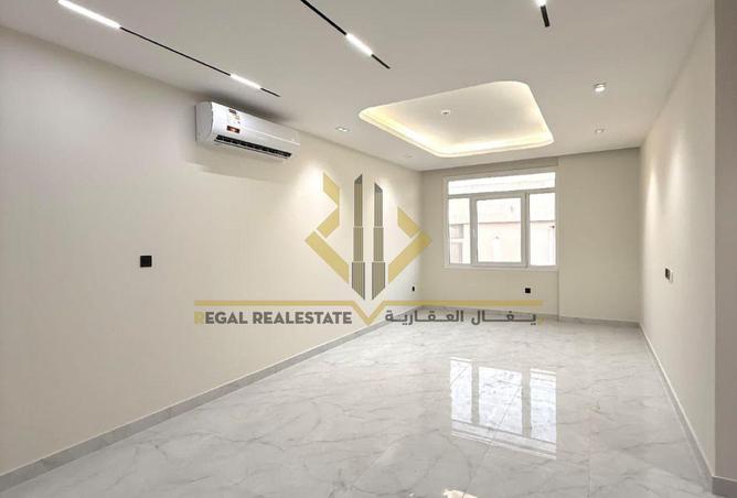 994479 - Property Image 3