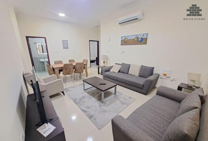 975631 - Property Image 2