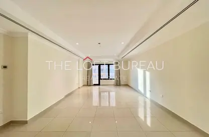 Apartment - 1 Bedroom - 2 Bathrooms for rent in East Porto Drive - Porto Arabia - The Pearl Island - Doha