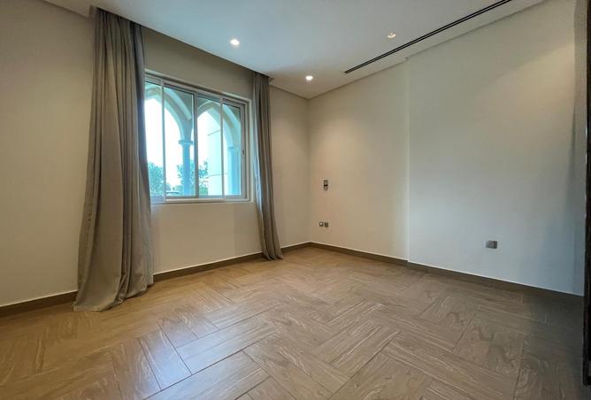 989010 - صورة العقار 3