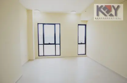 Empty Room image for: Apartment - 2 Bedrooms - 3 Bathrooms for rent in Rawdat Al Khail - Rawdat Al Khail - Doha, Image 1