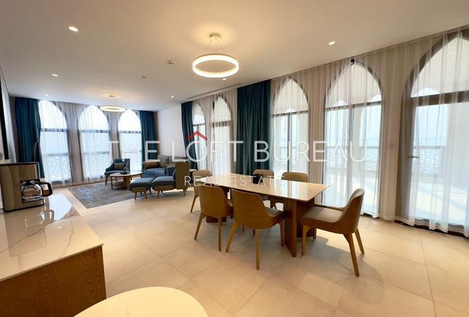 998833 - Property Image 2